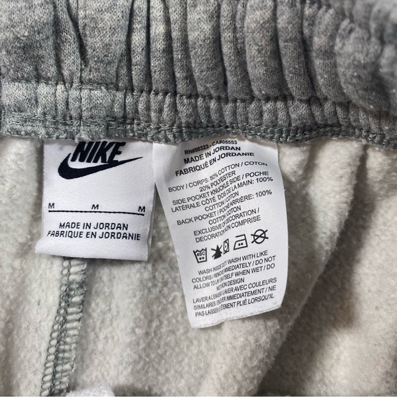 Nike Sportswear Club Fleece Gray Athletic Shorts Graphic Elastic Drawstring Men - Picture 2 of 7